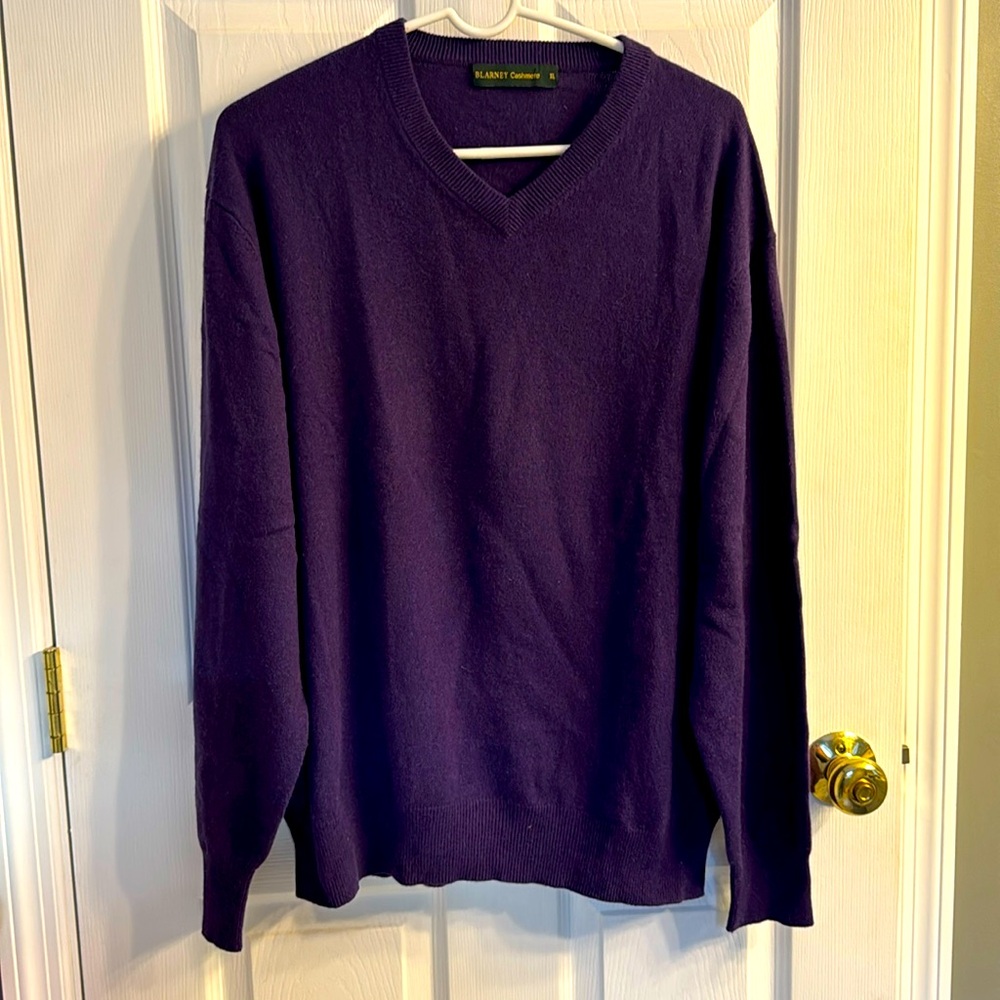 Men’s cashmere sweater